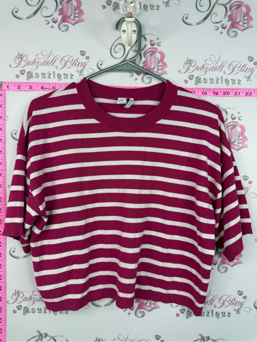 twik shirt Fuchsia and White Striped Cropped Crewneck Tee